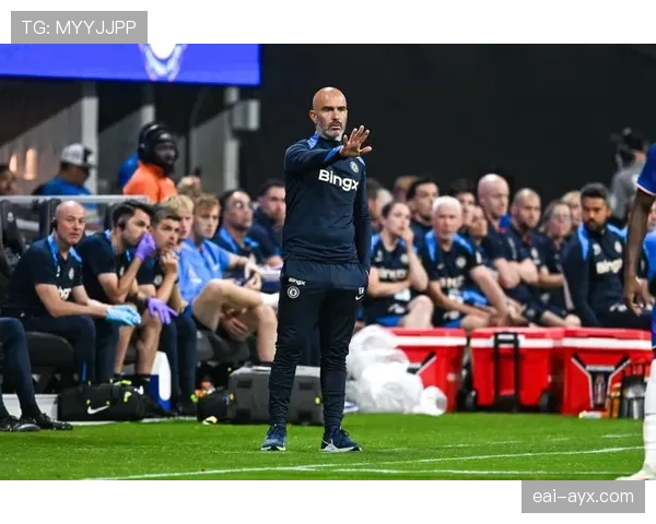 顶尖球员闪耀赛场，解析本赛季足球联赛关键时刻与高光表现