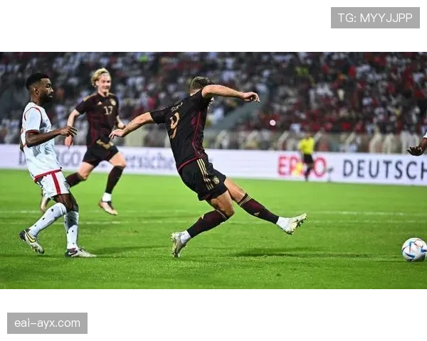 赖斯防守端表现亮眼,稳健状态助力球队筑牢后防线 赖斯防守端表现亮眼,稳健状态助力球队筑牢后防线