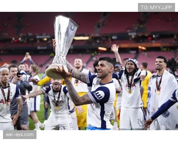 热刺后防线表现波动,防守压制能力不足正制约球队赛季走势变化 热刺后防线表现波动,防守压制能力不足正制约球队赛季走势变化