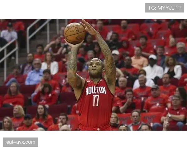 巴恩斯挡拆组织比上季更稳，牵制外线防守